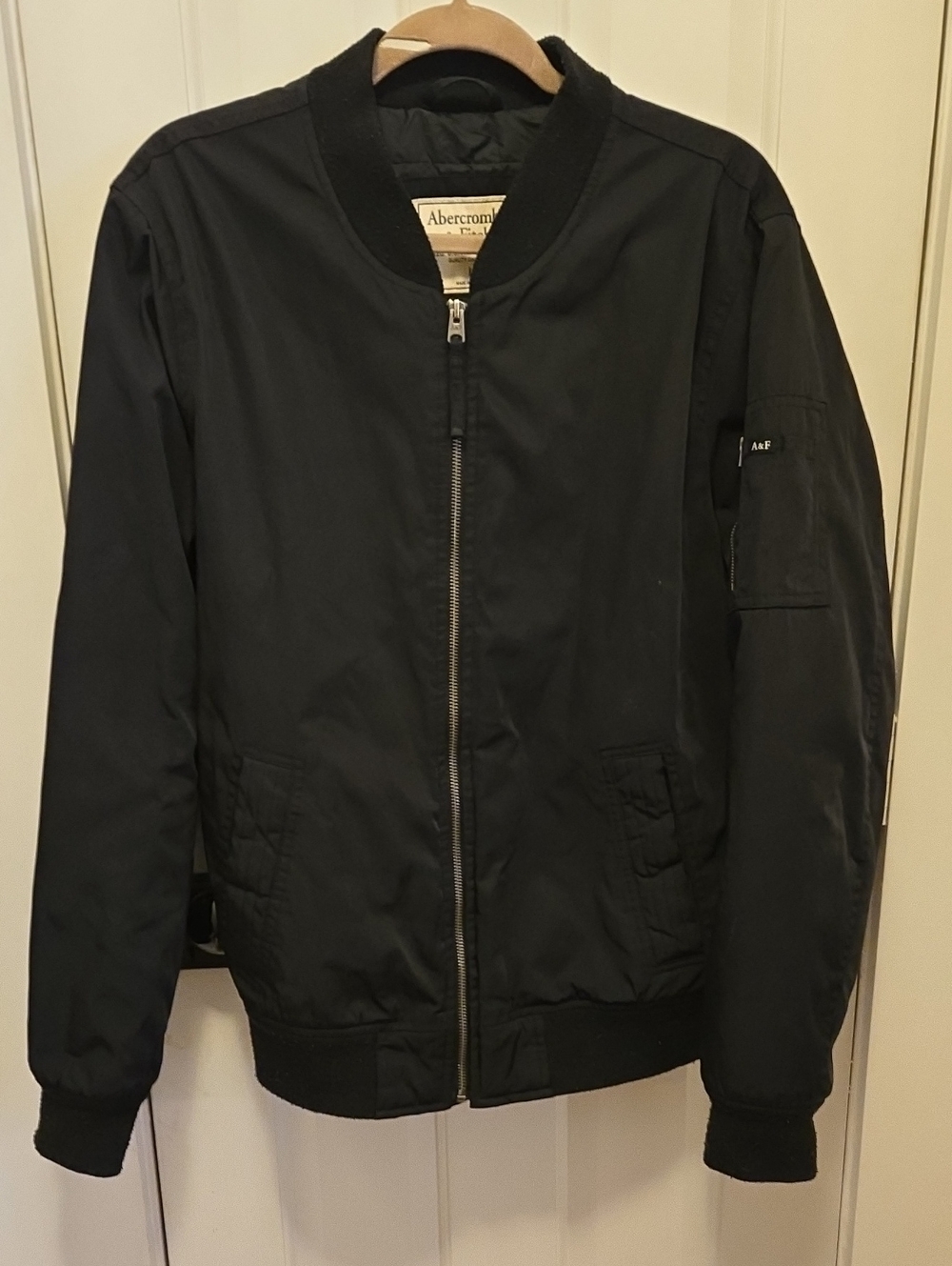 Abercrombie & Fitch Bomber Jacket Black Nylon Ribbed Hem & Cuff Full Zip Size L
